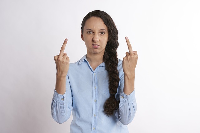 naštvaná partnerka